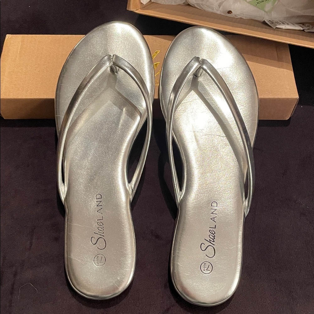 Shoe Land Silver Women's Sandals 7.5 - Picture 4 of 6